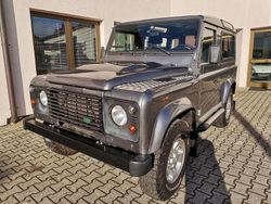 Grau Gebraucht 2007 Land Rover Defender S Kombi | 38.500 € (Teuer)
