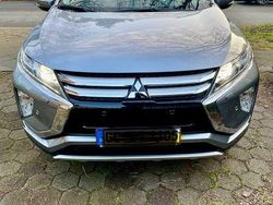Grau Gebraucht 2018 Mitsubishi Eclipse Cross SUV | 16.990 € (Fairer Preis)