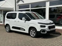 Polar weiß Gebraucht 2020 Citroën Berlingo Shine Van / Kleinbus | 22.990 € (Fairer Preis)