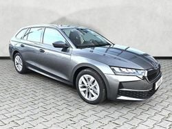 Graphitegrau metallic Neu 2025 Skoda Octavia Selection Kombi | 33.650 € (Superpreis)