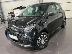 Schwarz Gebraucht 2022 Smart ForFour Electric Drive Kleinwagen | 9.495 € (Fairer Preis)
