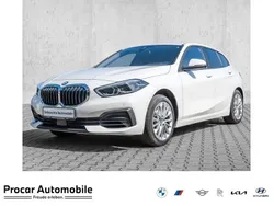 Weiß Gebraucht 2022 BMW 120 Kleinwagen | 25.940 € (Fairer Preis)