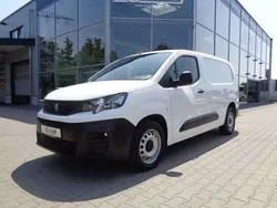 Schneeweiß Gebraucht 2020 Peugeot Partner Premium Van / Kleinbus | 19.380 € (Teuer)