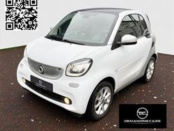 Weiß Gebraucht 2018 Smart ForTwo Coupé Coupé | 14.999 € (Etwas zu teuer)