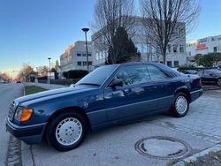 Blau Gebraucht 1989 Mercedes E300 Coupé | 13.990 €