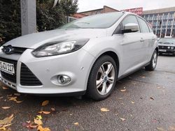 Silber Gebraucht 2013 Ford Focus Kleinwagen | 3.900 €