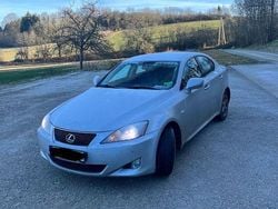 Silber Gebraucht 2006 Lexus IS220d Limousine | 2.999 € (Fairer Preis)