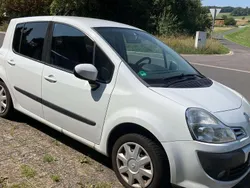 Weiß Gebraucht 2009 Renault Modus Dynamique Van / Kleinbus | 3.200 € (Fairer Preis)