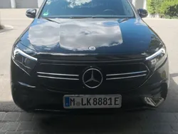 Schwarz Gebraucht 2021 Mercedes EQA250 AMG line SUV | 30.000 € (Guter Preis)