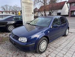 Blau Gebraucht 2003 VW Golf IV Limousine | 1.950 € (Guter Preis)