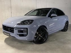 Arktikgrau Neu 2025 Porsche Cayenne Coupe GTS Coupé | 174.423 € (Etwas zu teuer)