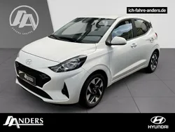 Weiß Gebraucht 2024 Hyundai i10 Trend Kleinwagen | 14.244 € (Guter Preis)
