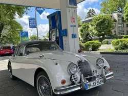 Weiß Gebraucht 1960 Jaguar XK Cabrio | 112.999 €