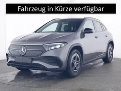 Grau metalliclack mountaingrau Gebraucht 2024 Mercedes EQA300 AMG SUV | 37.800 € (Guter Preis)