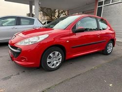 Rot Gebraucht 2010 Peugeot 206+ Basis Kleinwagen | 1.950 € (Fairer Preis)
