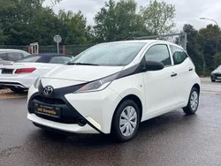 Weiß Gebraucht 2018 Toyota Aygo Kleinwagen | 8.990 € (Fairer Preis)