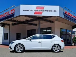 Weiß Gebraucht 2019 Seat Leon FR Limousine | 16.990 € (Fairer Preis)