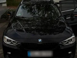 Schwarz Gebraucht 2012 BMW 320 Sport Line Kombi | 13.000 €