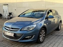 Blau Gebraucht 2015 Opel Astra Exklusiv Limousine | 5.900 € (Guter Preis)