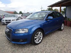 Blau Gebraucht 2009 Audi A3 Attraction Limousine | 2.500 € (Superpreis)