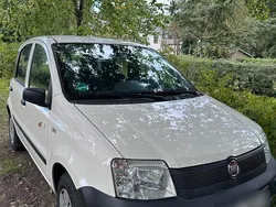 Weiß Gebraucht 2009 Fiat Panda Kleinwagen | 1.899 €