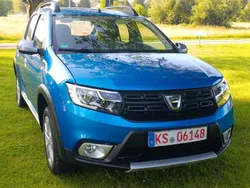 Blau Gebraucht 2019 Dacia Sandero Prestige Kleinwagen | 10.399 € (Fairer Preis)