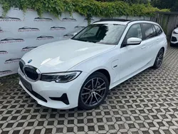 Weiß Gebraucht 2022 BMW 330e Sport Line Limousine | 28.666 € (Fairer Preis)