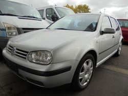 Silber Gebraucht 2000 VW Golf IV Comfortline Limousine | 4.799 € (Teuer)