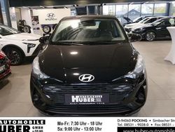 Schwarz metallic Gebraucht 2024 Hyundai i10 Select Kleinwagen | 15.790 € (Fairer Preis)