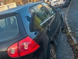 Schwarz Gebraucht 2007 VW Golf V Kleinwagen | 1.999 € (Guter Preis)