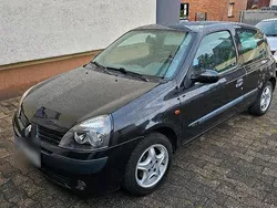 Schwarz Gebraucht 2005 Renault Clio II Kleinwagen | 1.790 € (Fairer Preis)
