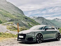 Grau Gebraucht 2022 Audi TT RS Performance Coupé | 63.900 € (Etwas zu teuer)