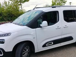 Weiß Gebraucht 2019 Citroën Berlingo Feel Van / Kleinbus | 17.000 € (Guter Preis)