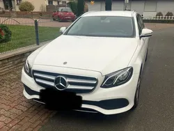 Weiß Gebraucht 2018 Mercedes E200 Kombi | 29.500 € (Etwas zu teuer)