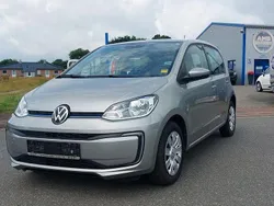 Silber Gebraucht 2021 VW e-up! Kleinwagen | 13.300 € (Fairer Preis)