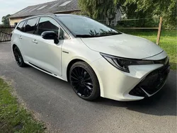 Weiß Gebraucht 2021 Toyota Corolla Sport Kombi | 25.900 € (Etwas zu teuer)