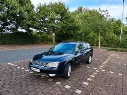 Blau Gebraucht 2006 Ford Mondeo Kombi | 1.200 € (Teuer)