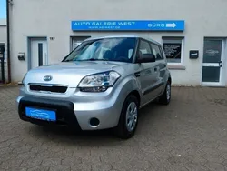 Silber Gebraucht 2010 Kia Soul Attract SUV | 4.990 € (Fairer Preis)
