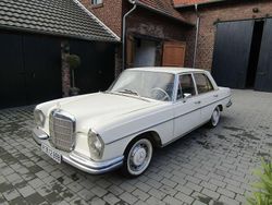 Weiß Gebraucht 1967 Mercedes 280 SE Limousine | 17.500 €