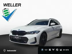 Alpinweiss iii (weiß) Gebraucht 2024 BMW 330e Comfort Edition Kombi | 43.950 € (Fairer Preis)
