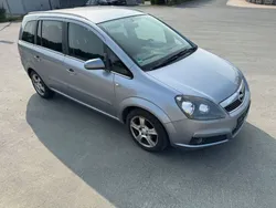Silber Gebraucht 2008 Opel Zafira Van / Kleinbus | 2.700 € (Fairer Preis)