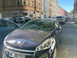 Violet Gebraucht 2015 Peugeot 208 Active Kleinwagen | 4.300 € (Fairer Preis)