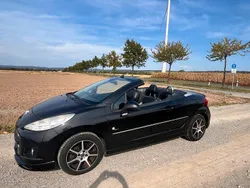 Schwarz Gebraucht 2011 Peugeot 207 CC Cabrio | 4.600 € (Teuer)