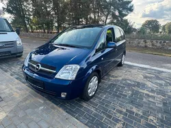 Blau Gebraucht 2005 Opel Meriva Van / Kleinbus | 1.500 € (Fairer Preis)