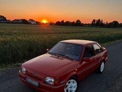 Rot Gebraucht 1988 Ford Escort Coupé | 3.000 €