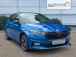 Blau Neu 2025 Skoda Fabia Monte Carlo Limousine | 22.490 € (Etwas zu teuer)