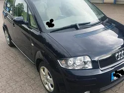 Blau Gebraucht 2001 Audi A2 Kleinwagen | 3.300 € (Fairer Preis)