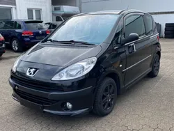 Schwarz Gebraucht 2007 Peugeot 1007 Premium Kleinwagen | 1.500 € (Superpreis)