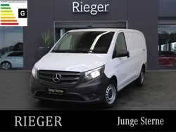 Weiß Gebraucht 2024 Mercedes Vito Van / Kleinbus | 34.842 € (Superpreis)
