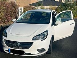Weiß Gebraucht 2016 Opel Corsa Color Edition Kleinwagen | 6.500 € (Guter Preis)